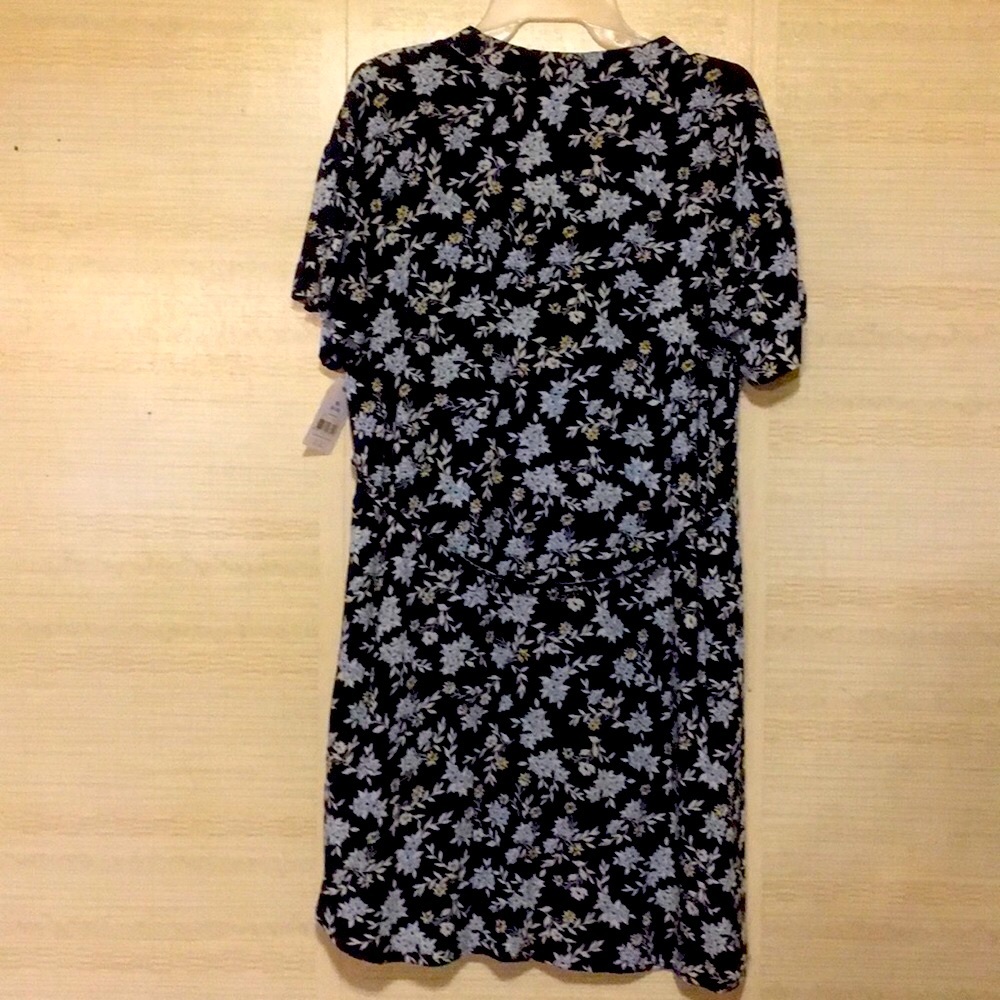 #27 Time and Tru Dress - Small - NWT - Picture 2 of 4